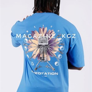 Здравствуйте Вы можете заказать у нас уличную одежду