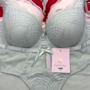 Качественные чашки B с push-up - идеальный выбор для женщин