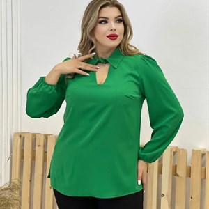 Сочный зелёный цвет уже который сезон является одним