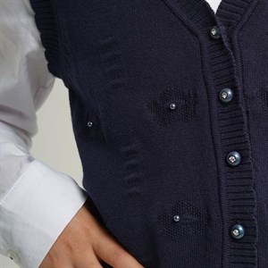 Стильные и модные школьные жилеты для девочек и подростков