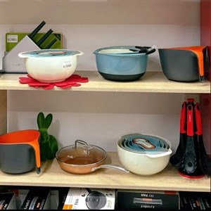 Кухонные аксессуары играют немаловажную роль ровно