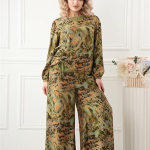 Двойка-Наряд для полных женщин – стиль и комфорт